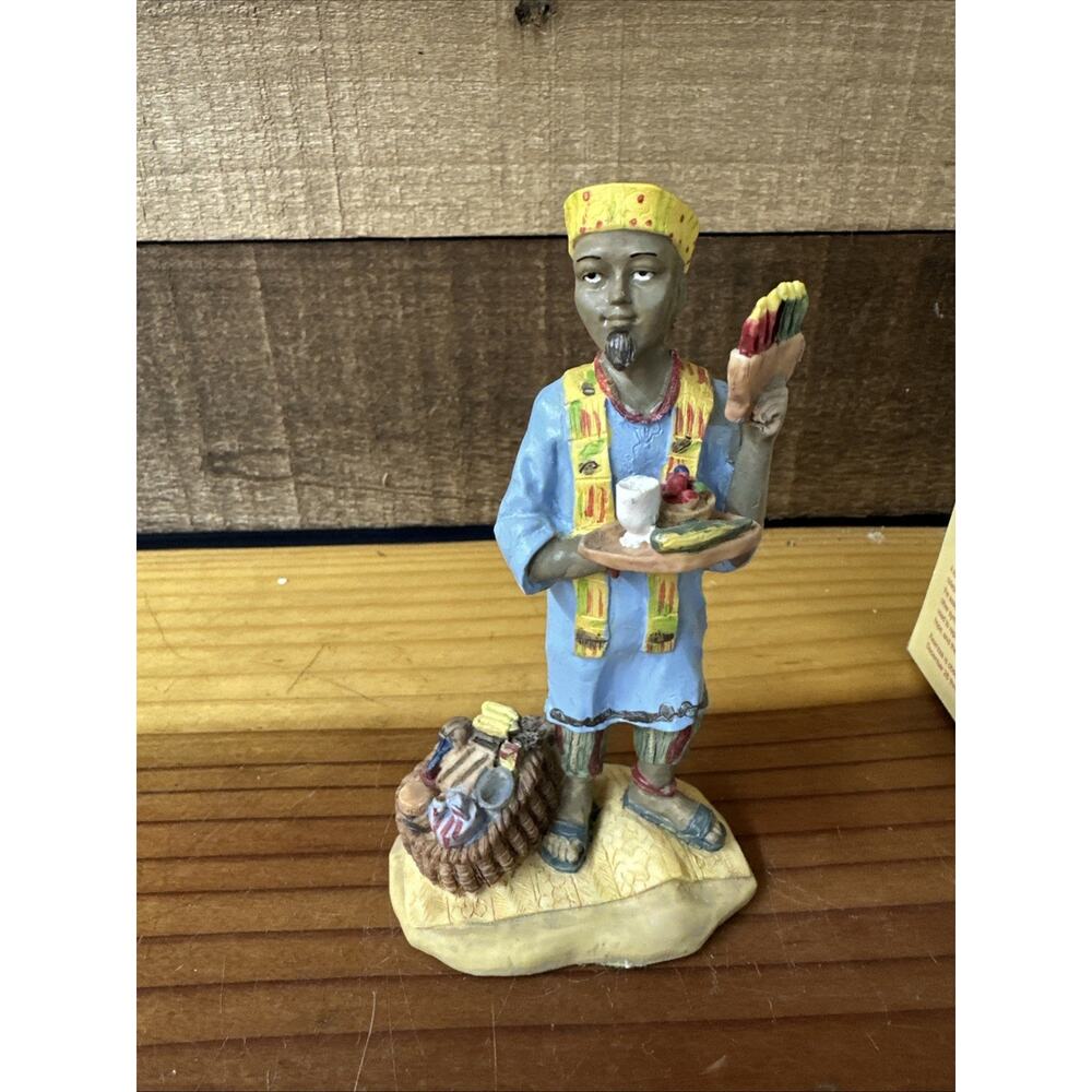 International Santa Claus Collection Kwanzaa Africa Figurine 1994 4.5" In Box